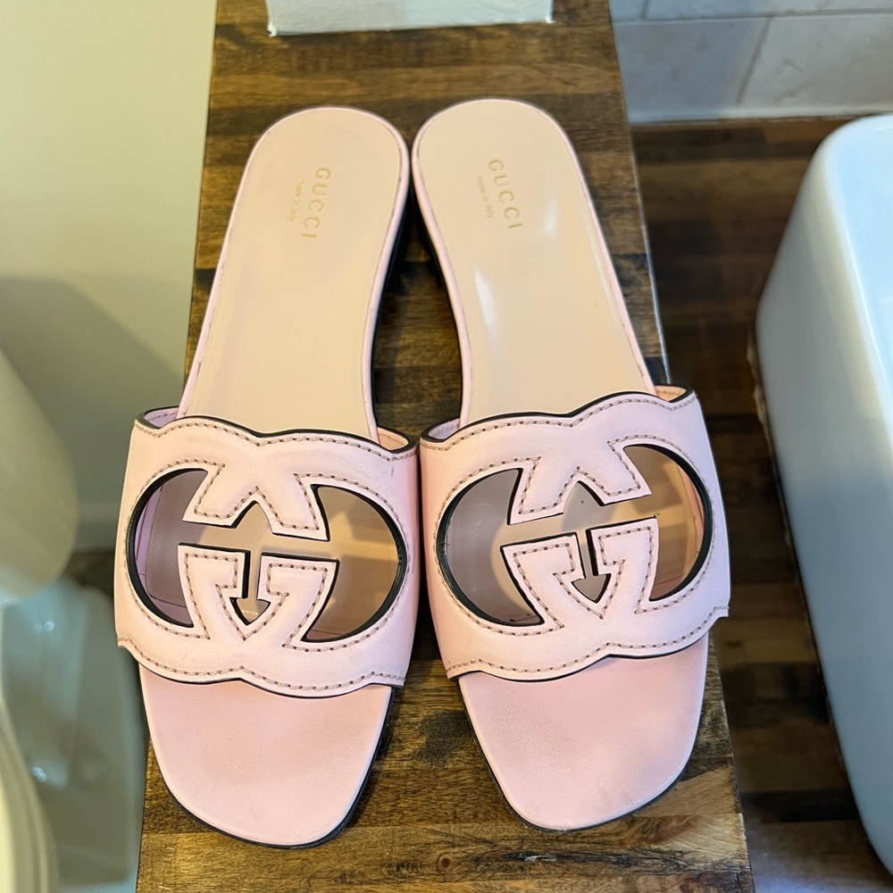 Gucci Light Pink Logo Slide Sandals